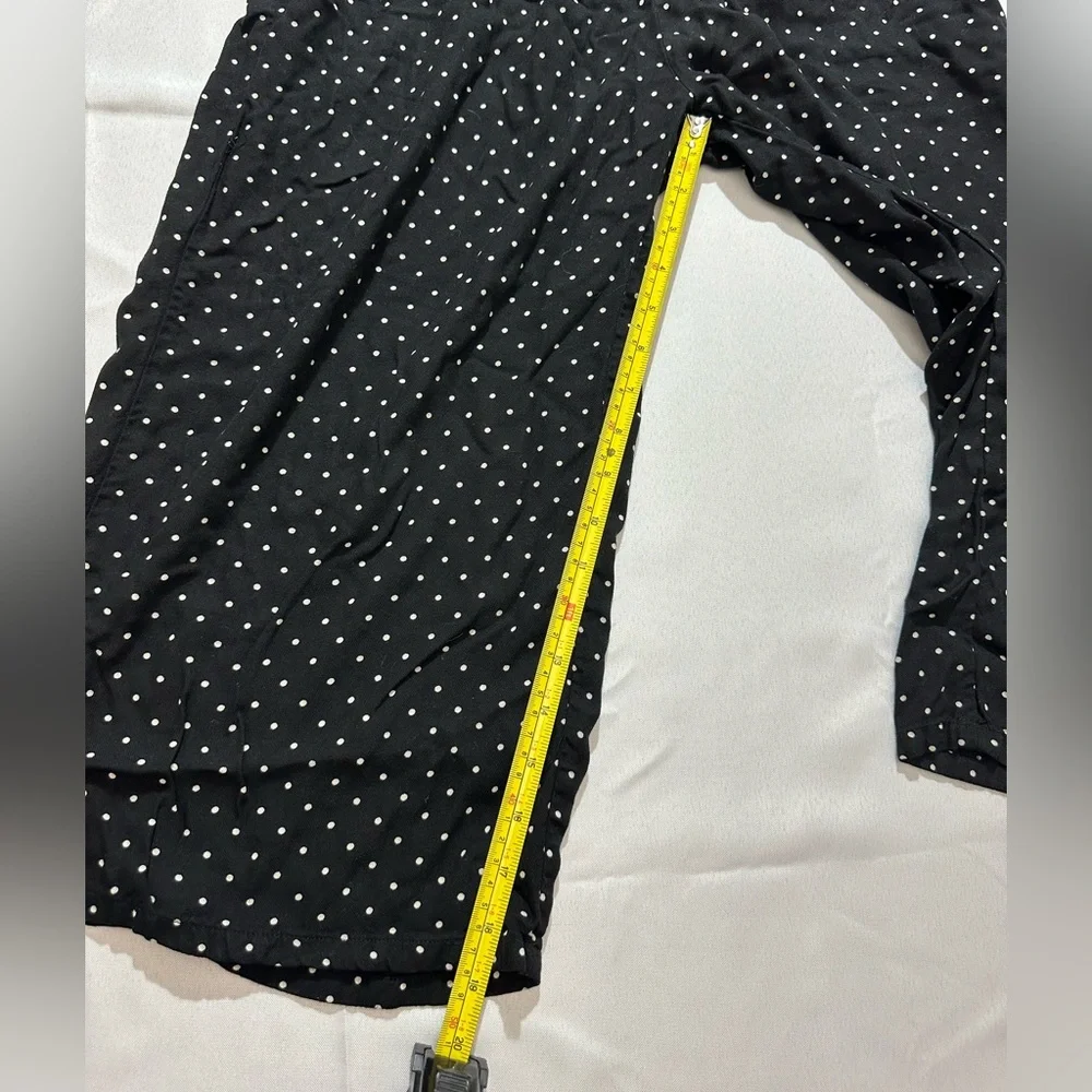 Old Navy Women’s M Jumpsuit Black White Polka Dot Cropped Split Back Wide Leg